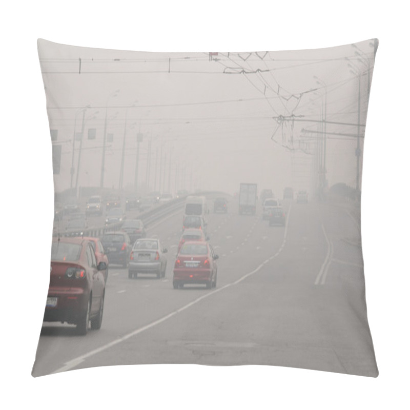 Personality  Smog Over The Bridge In Moscow Pillow Covers