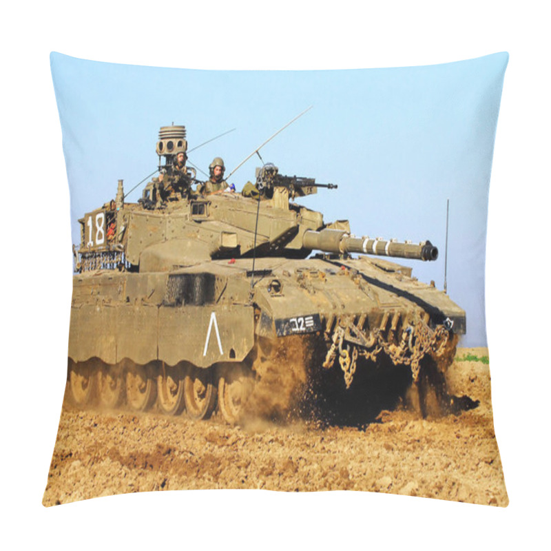 Personality  Merkava Tank Pillow Covers