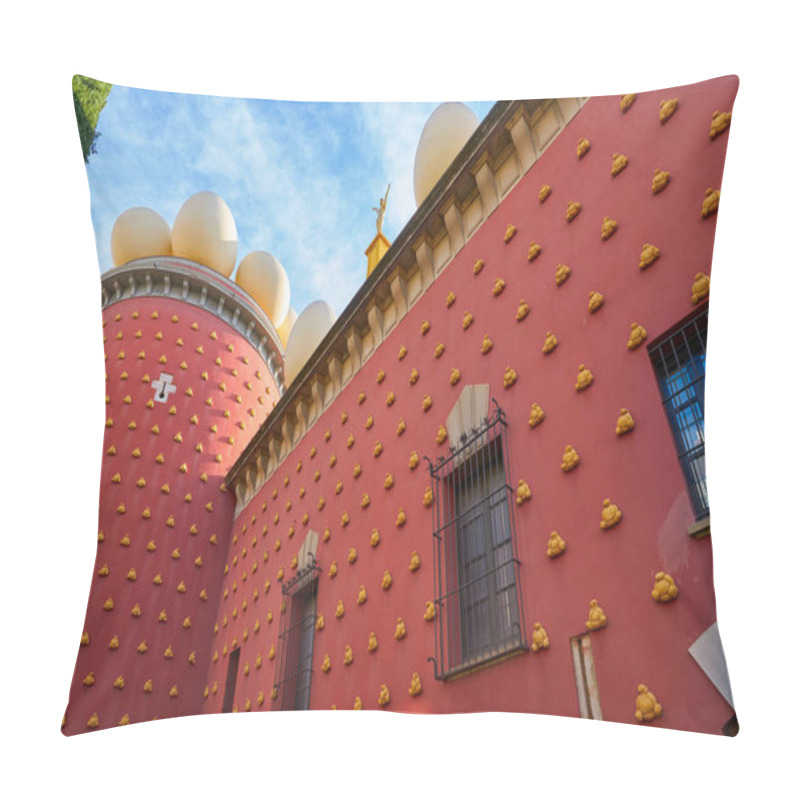 Personality  Salvador Dali Museum In Figueres Figueras Of Catalonia Spain Pillow Covers