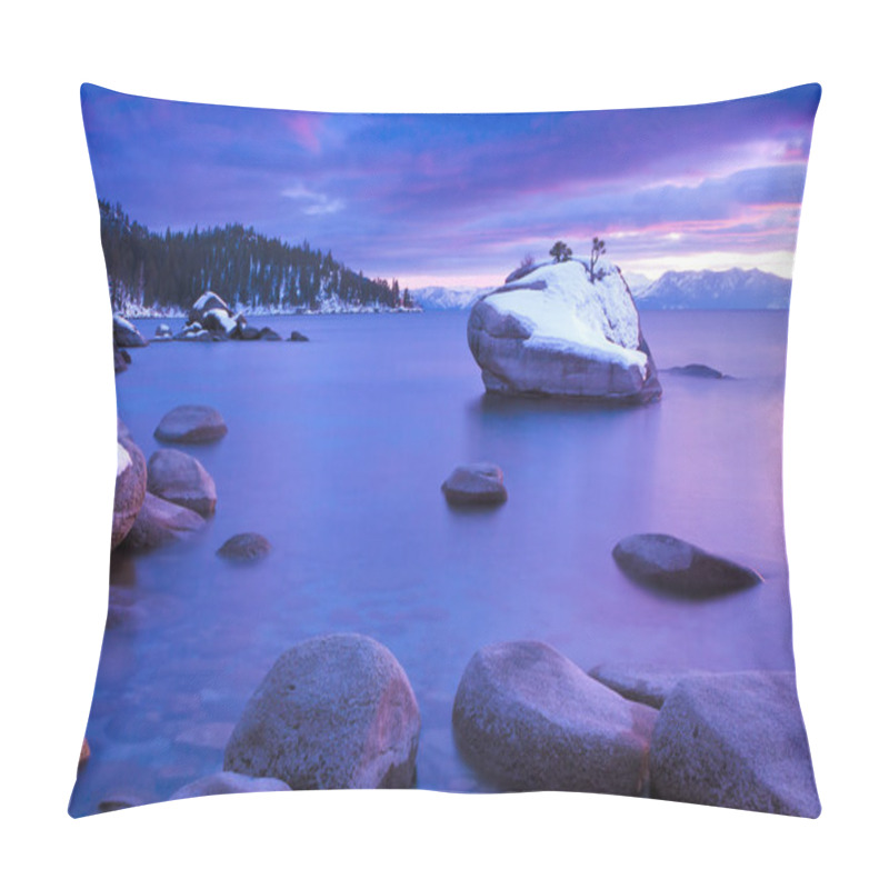 Personality  Winter Bonsai Rock At Lake Tahoe, Nevada Pillow Covers