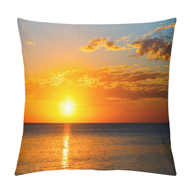 Personality  Beautiful Sunset Over Tropical Sea Pillow Covers