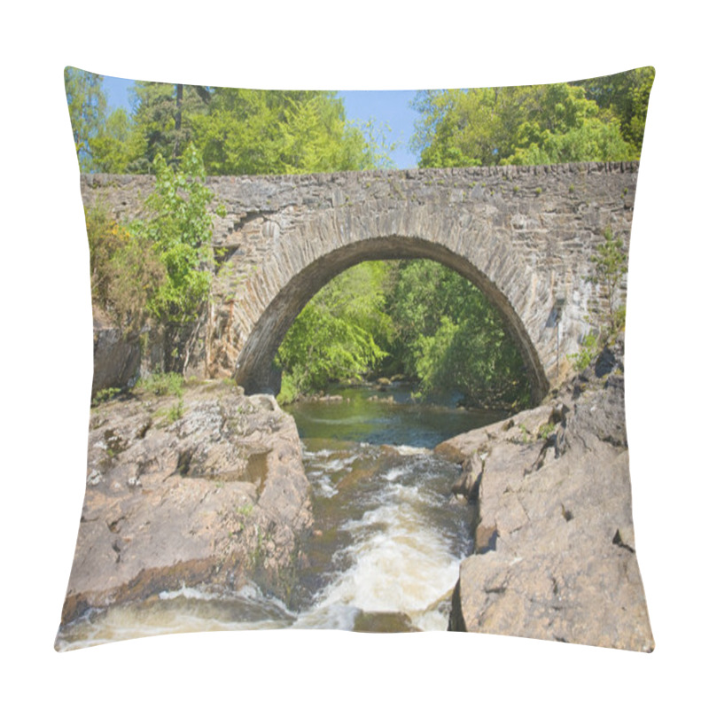 Personality  Old Stone Arch Bridge Over Rapids, Killin, Scotland Pillow Covers