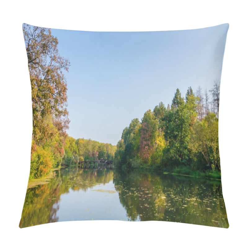 Personality  Attractive Autumn Landscape With Beautiful Reflection Over Lake Pillow Covers