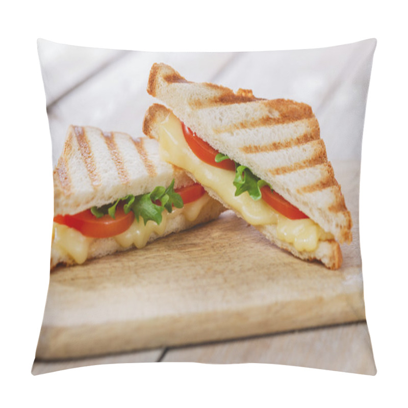 Personality  Grilled Sandwich Toast With Tomato And Cheese Pillow Covers