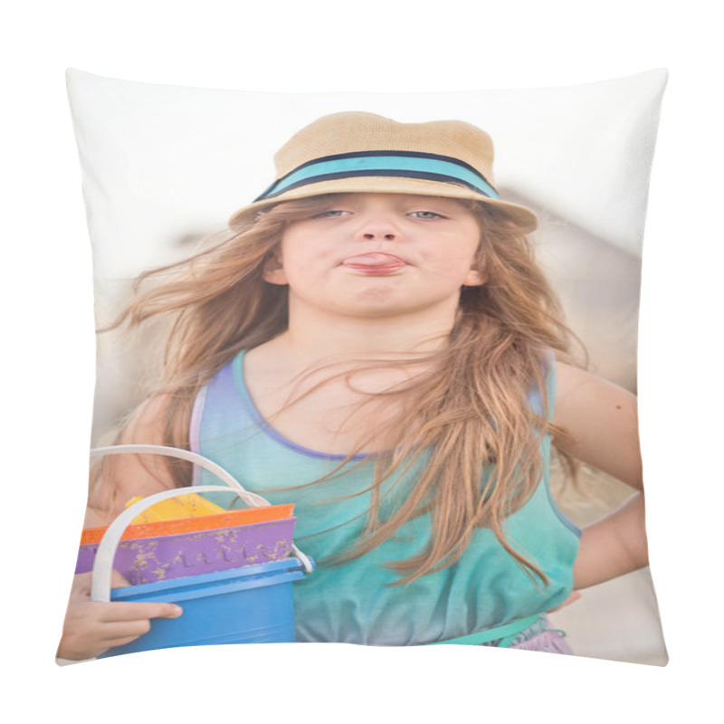 Personality  Beautiful Little Girl Showing Her Tongue To He Mother While Going To The Beach Pillow Covers