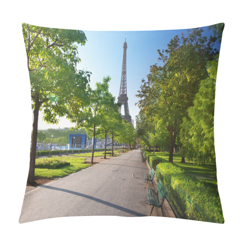 Personality  Sunny Morning And Eiffel Tower, Paris, France Pillow Covers