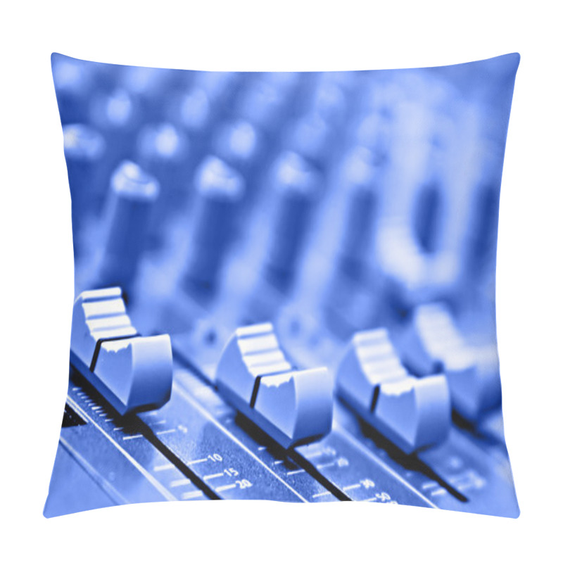 Personality  Equipment Pillow Covers