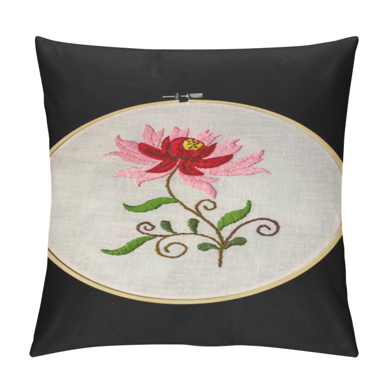 Personality  Embroidered Stylized Flower With Red And Pink Petals On Twisted Branches And Leaves On White Cotton Fabric With Wooden Embroidery Frame On Black Background Pillow Covers