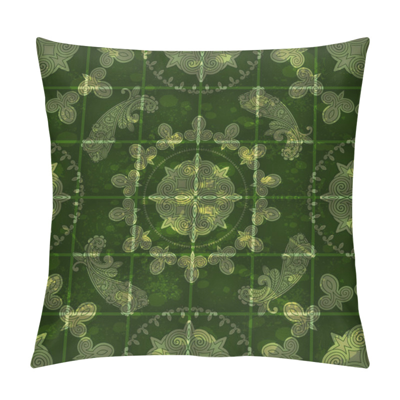 Personality  Vector Seamless Grungy Background With Eastern Paisley Pattern Pillow Covers