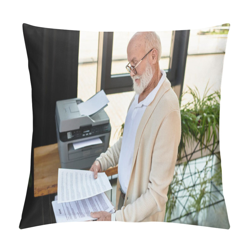 Personality  A Stylish Senior Manager Checks Important Documents While Surrounded By Greenery In A Modern Workspace. Pillow Covers