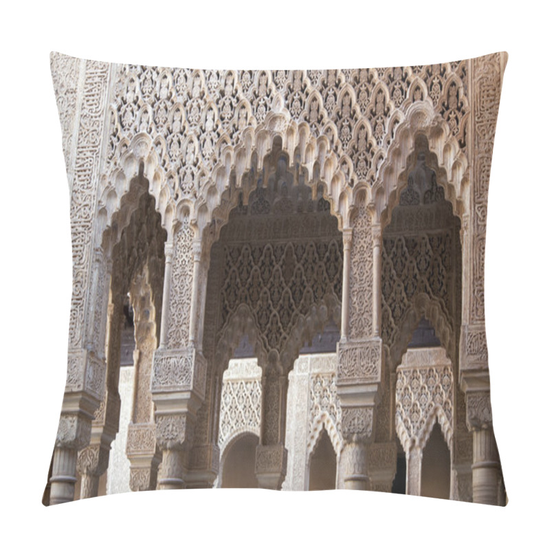 Personality  Alhambra, Nasrid Columns Pillow Covers