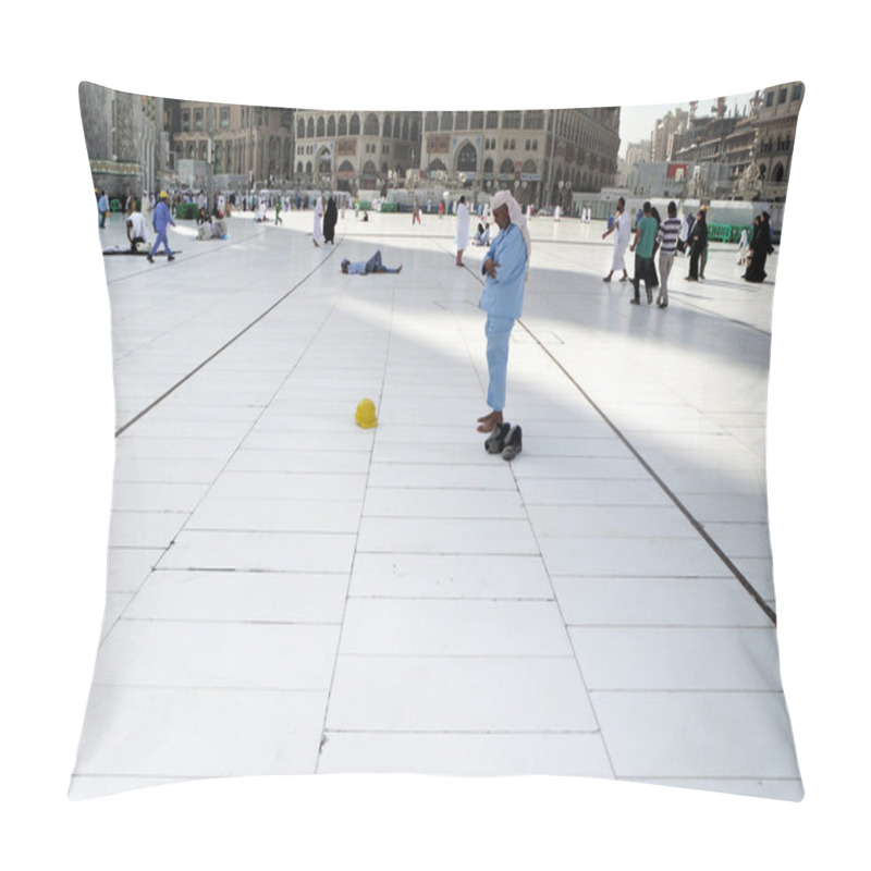 Personality  Muslim Prayer Alone Pillow Covers