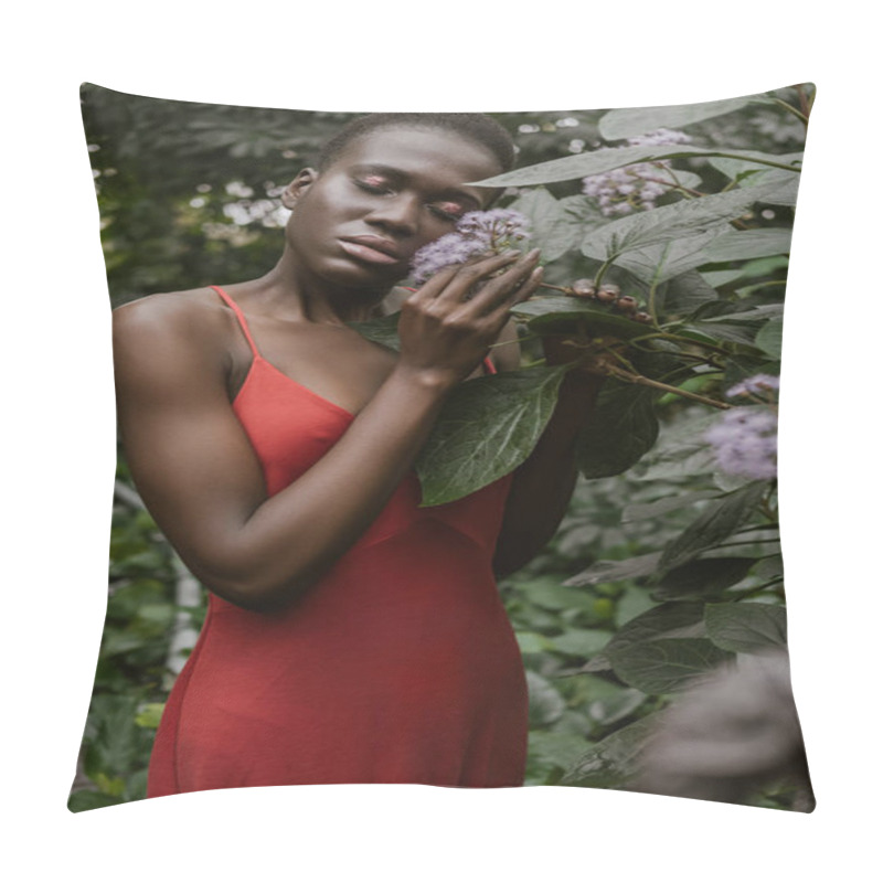 Personality  Fashionable Tender African American Girl In Red Dress Posing With Flowers Pillow Covers