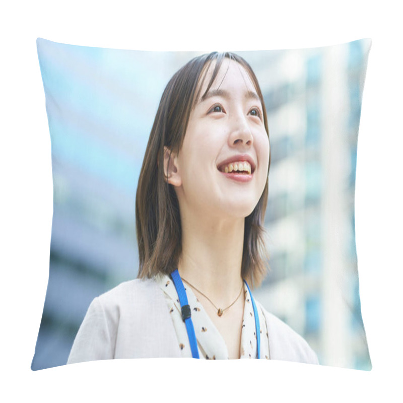 Personality  Smiling Young Business Woman Outdoors On Fine Day Pillow Covers