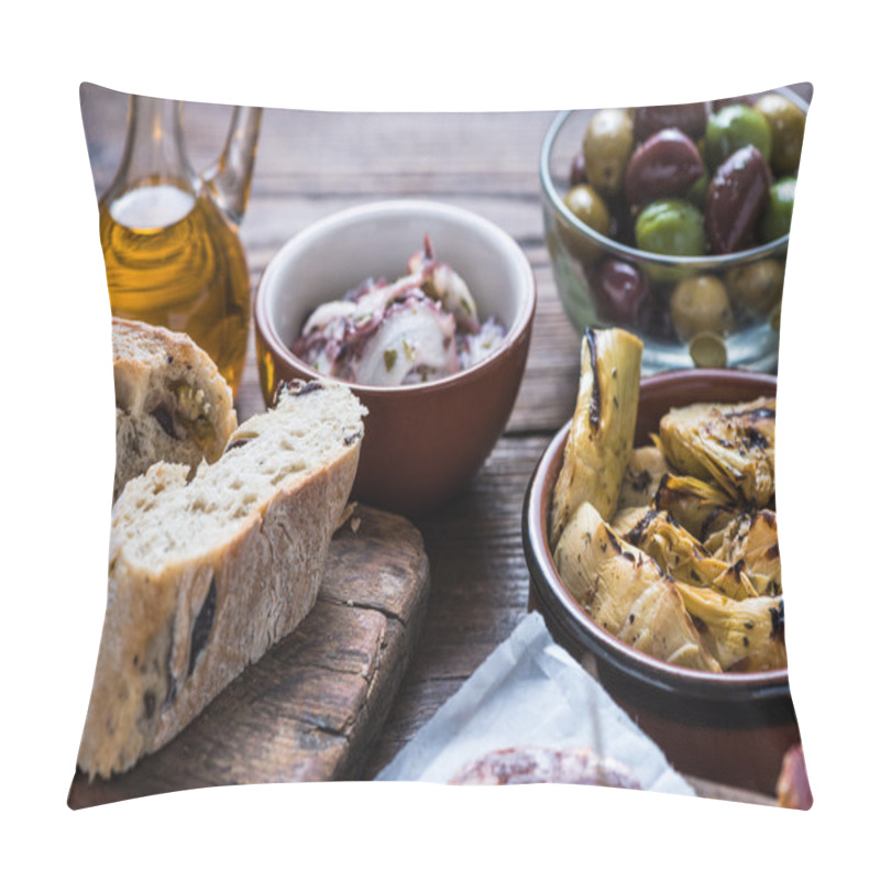 Personality  Sharing Authentic Spanish Tapas With Friends In Bar Pillow Covers