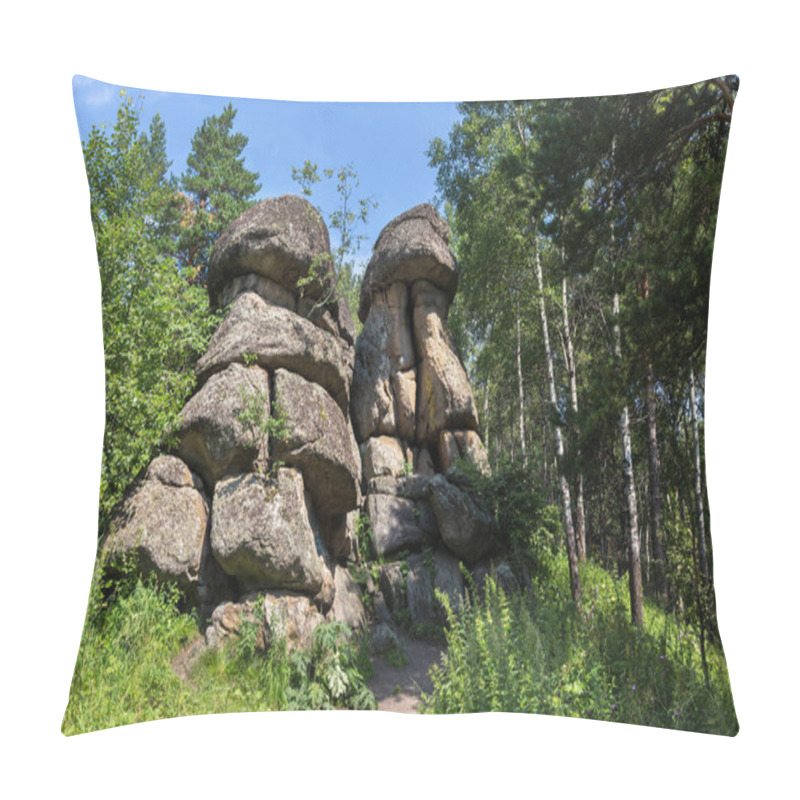 Personality  Fanciful Rocks On Mount Tserkovka Resort Belokurikha In Altai Krai Pillow Covers