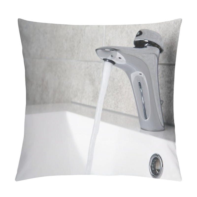 Personality  Water Flowing To The Sink Pillow Covers