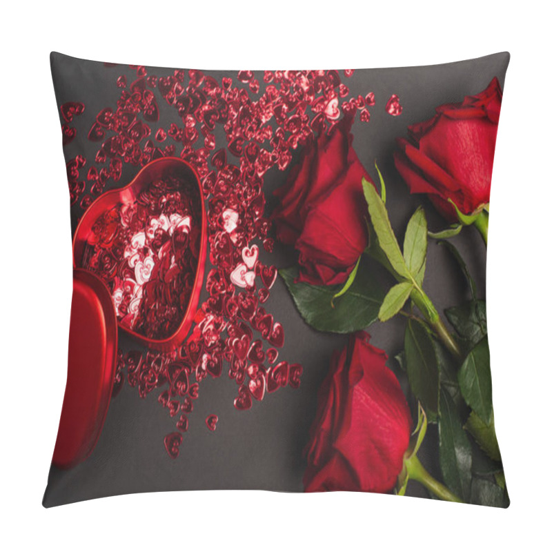 Personality  Top View Of Red Roses Near Metallic Heart-shaped Box And Shiny Confetti On Black Pillow Covers