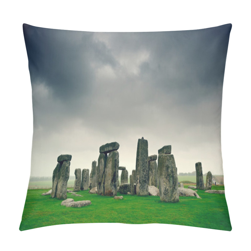 Personality  Stonehenge  Pillow Covers