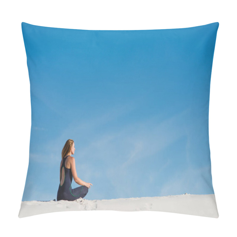 Personality  Woman Meditate In The Desert Sand Dunes From Back Pillow Covers