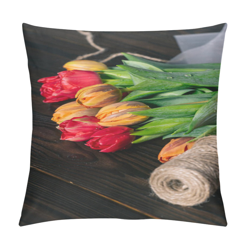 Personality  Close Up View Of Bouquet Of Tulips And Rope On Wooden Tabletop Pillow Covers