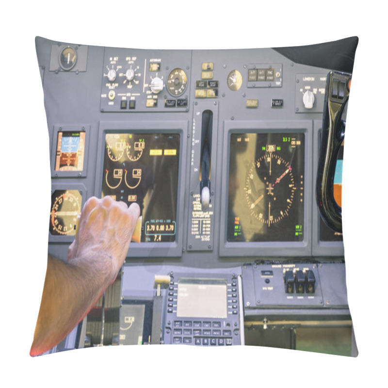 Personality  Captain Hand Accelerating On The Throttle In Commercial Airliner Flight Simulator - Cockpit Thrust Levers On The Phase Of Takeoff Pillow Covers