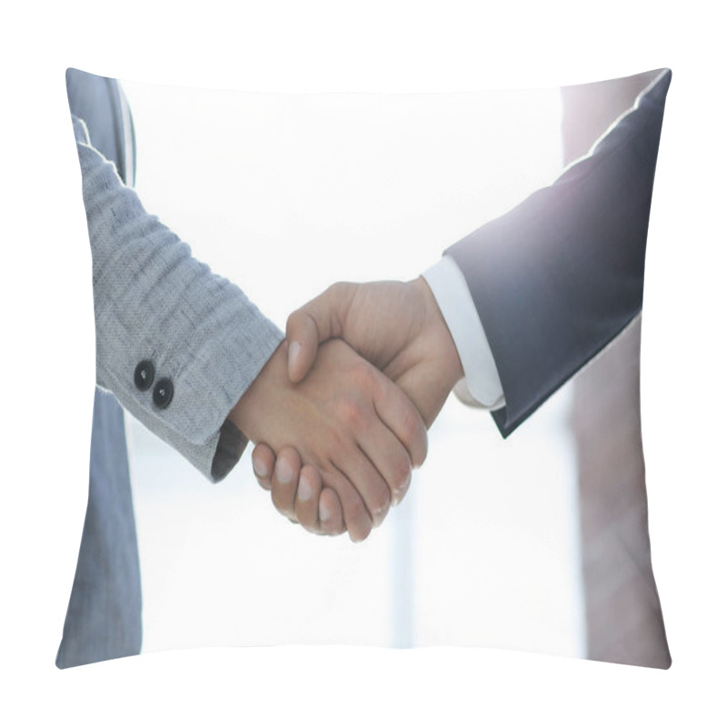 Personality  Business People Shaking Hands Isolated On White Background Pillow Covers