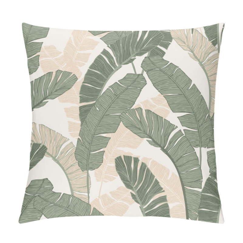 Personality  Green Tropical Leaves Drawing Seamless Pattern. Abstract Banana Leaf Line Art, Silhouette Background. Creative Tropics Illustration For Sweamwear, Wallpaper, Textile Design. Botanical Vector Art Pillow Covers