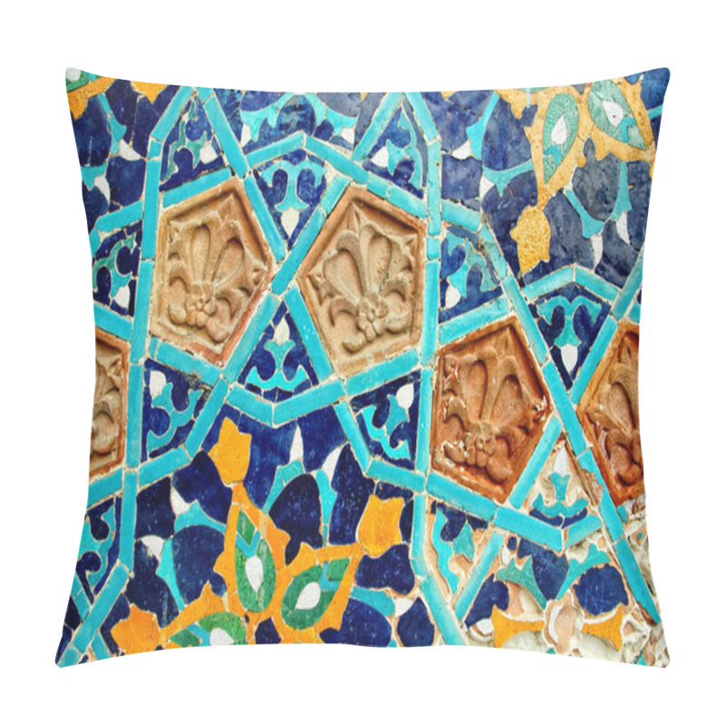 Personality  Fragment Of Tiled Wall With Arabic Mosaic Pillow Covers