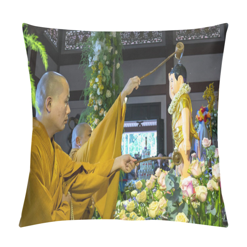 Personality  Ho Chi Minh City, Vietnam - May 29, 2018: Group Of Vietnamese Buddhists Monks Bath Buddha Statue Purify Body And Spirit In Buddha Birthday Celebration At Pagoda In Ho Chi Minh City, Vietnam Pillow Covers