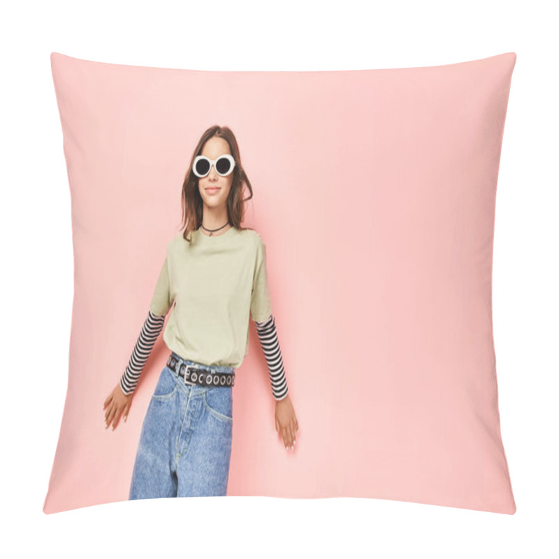 Personality  A Stylish Teenage Girl Confidently Poses In A Vibrant Green Shirt And Trendy Sunglasses. Pillow Covers