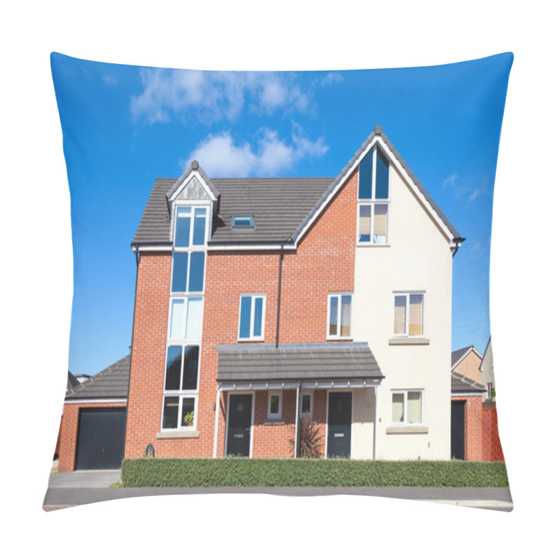 Personality  New Modern Semi Detached House Pillow Covers