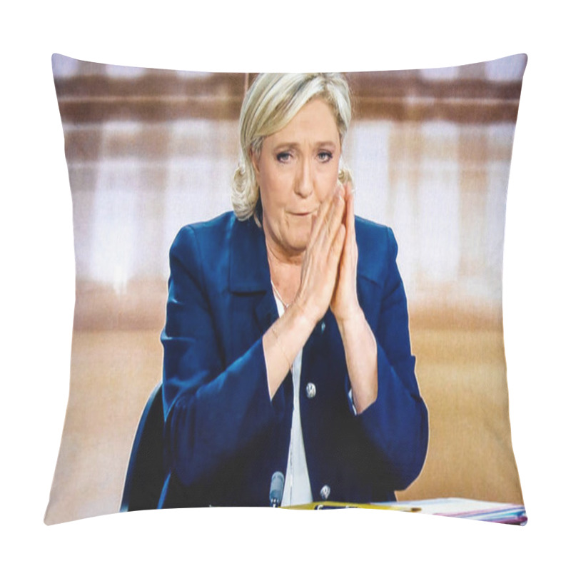 Personality  Marine Le Pen Candidate To French President Debating With Emmanu Pillow Covers