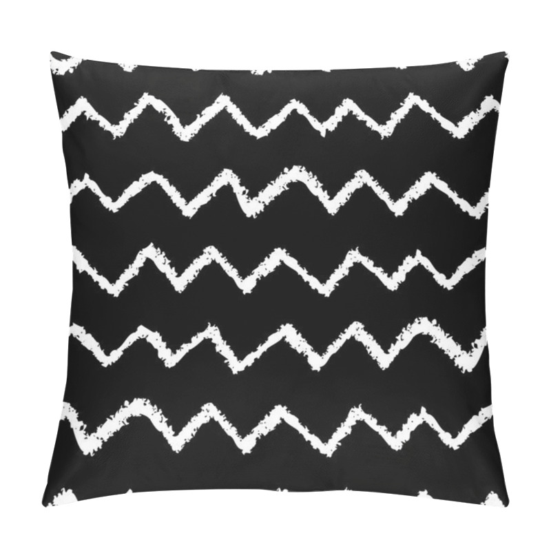 Personality  Seamless Chevron Pattern. Pillow Covers