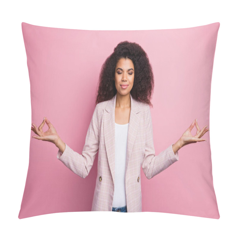 Personality  Photo Of Beautiful Dark Skin Business Lady Hold Fingers Om Position Think Mantra Eyes Closed Meditating Break Work Pause Wear Plaid Blazer Jeans Isolated Pink Pastel Color Background Pillow Covers