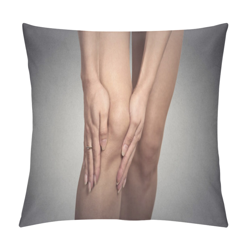 Personality  Tendon Knee Joint Problems Pillow Covers