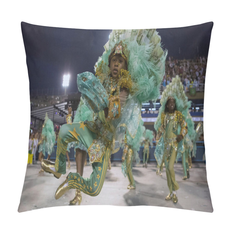 Personality  Rio De Janeiro, RJ, Brazil - March 03, 2019: Rio Carnival 2019. Parade Of The Special Group Of Carnival In Rio De Janeiro. Pillow Covers