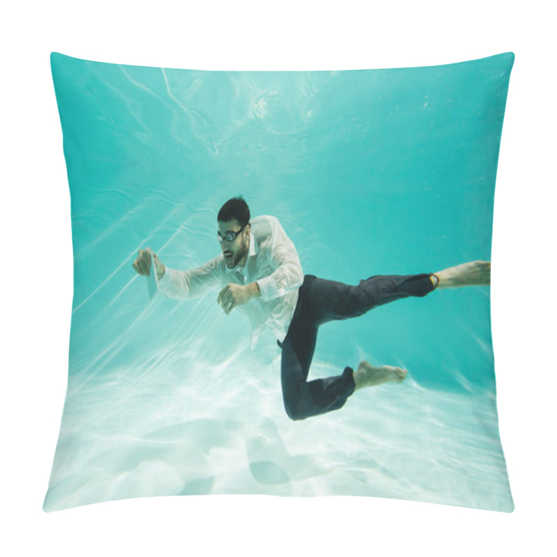 Personality  Muslim Businessman In Goggles Holding Mobile Phone Underwater In Pool  Pillow Covers