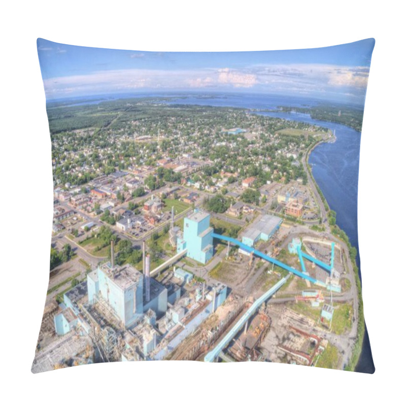 Personality  Fort Frances Is A Canadian Border Town In Northern Ontario Pillow Covers