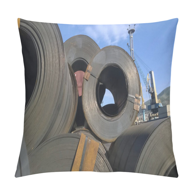 Personality  Steel Sheets Rolled Up Into Rolls. Export Steel. Packing Of Steel For Transportation. Pillow Covers