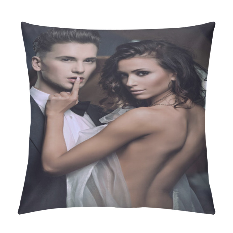 Personality  Beauty Women And Handsome Men Pillow Covers