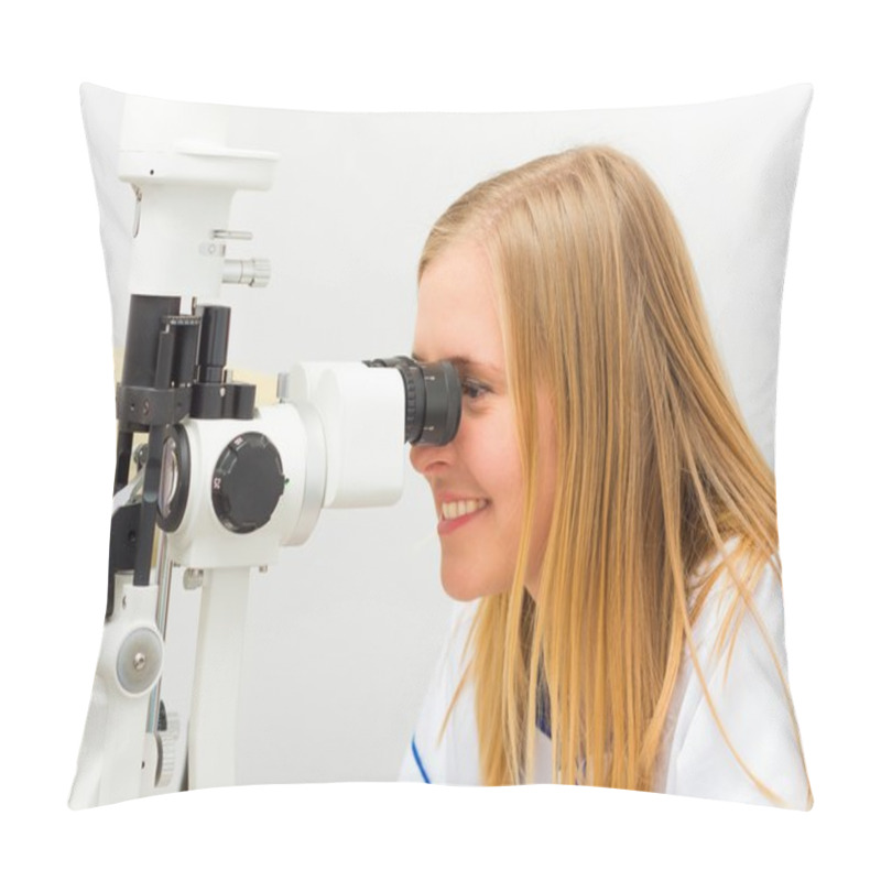 Personality  Optician At Work Pillow Covers