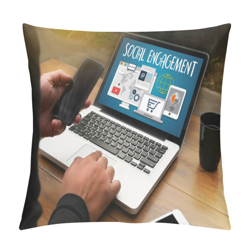 Personality  SOCIAL ENGAGEMENT  Analytics And Data Science Of Social Networks Pillow Covers