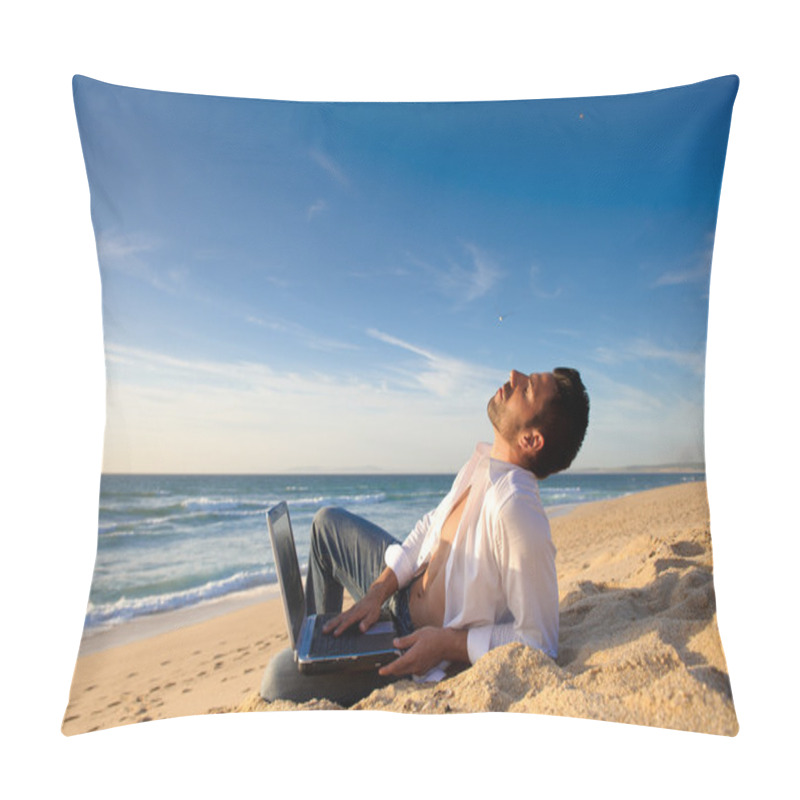 Personality  Working In The Laptop At The Beach Pillow Covers