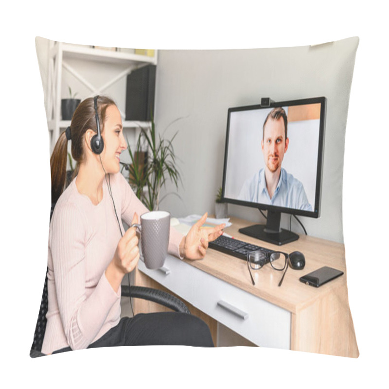 Personality  A Young Woman Using Headset For Talking Online Pillow Covers