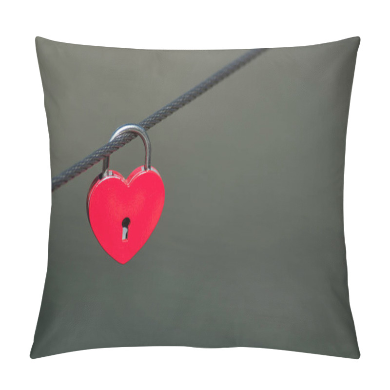 Personality  Closeup Of Love Padlock On Metallic Fence On Blurred Water Backg Pillow Covers