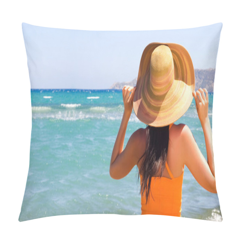 Personality  Woman Standing On Shoreline Pillow Covers