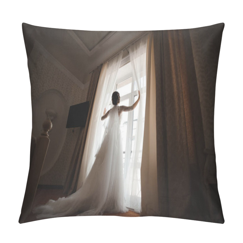 Personality  Bride In A White Dress With A Plume Opens The Curtains Pillow Covers