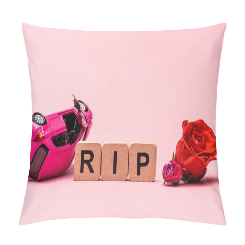 Personality  Crashed Car And Word Rip With Flowers On Pink Background Pillow Covers