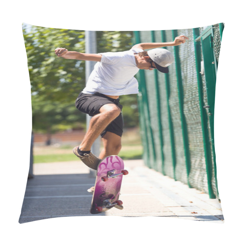 Personality  Handsome Young Man Skateboarding In The Street. Pillow Covers